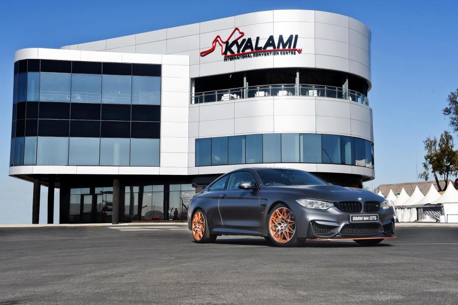  BMW M4 GTS 2016 года  (ZA) (фото 3 из 8)